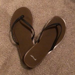 Sanuk sandals